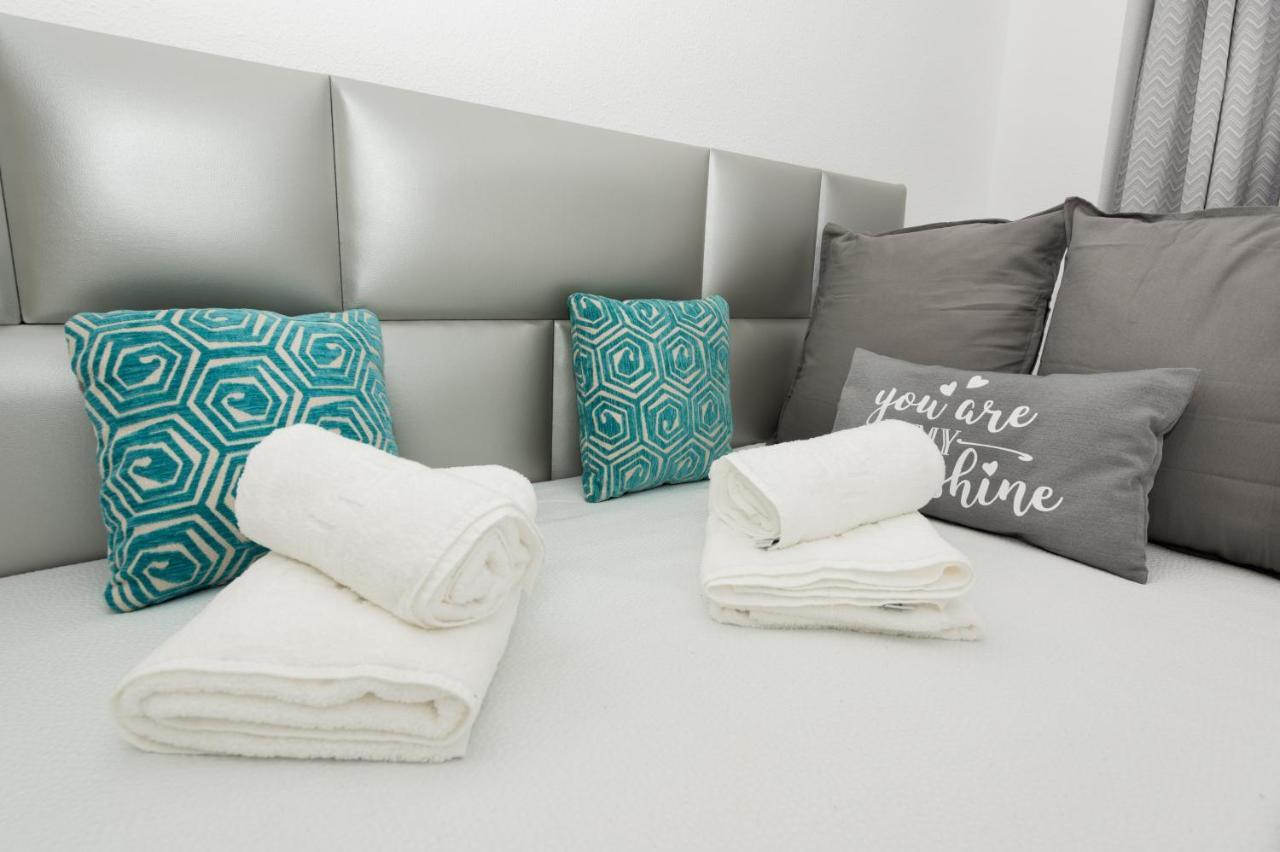 Miranda Premium Center Apartment Малага Екстериор снимка